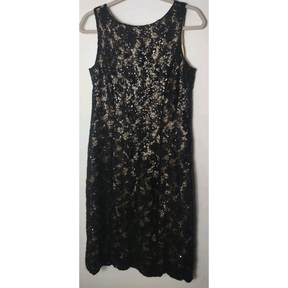 Cocktail Dress SZ 10 Romantic Lace Curve Hugging Elegant Double‎ Lined Sequence